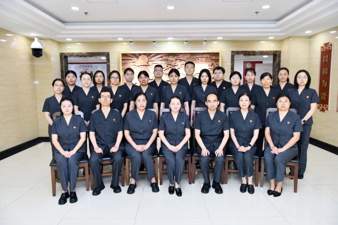 长青引领 司法温情暖夕阳 ——</p>朝阳法院亚运村人民法庭党支部党建工作纪实