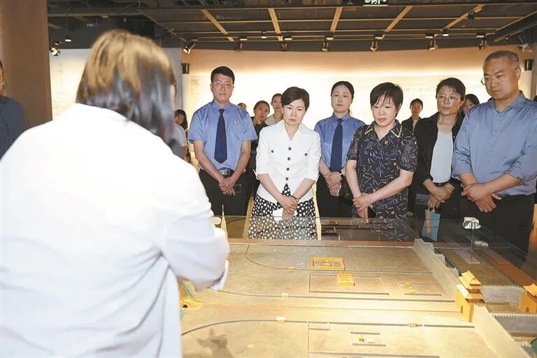 公共文化服务更加适“童”——</p>代表委员走进北京天桥剧场见证检察履职成效