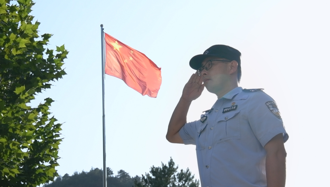 从汽修专业学生到派出所副所长！看张迎春的硬核成长