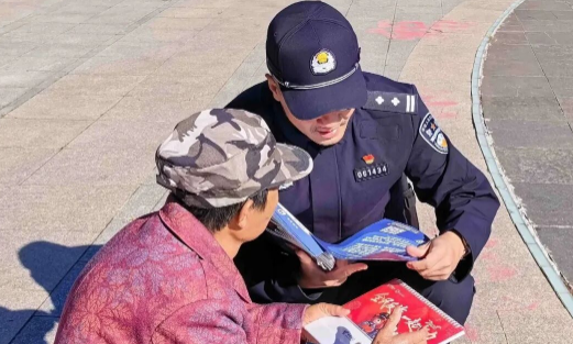 藏在烟火里的温暖