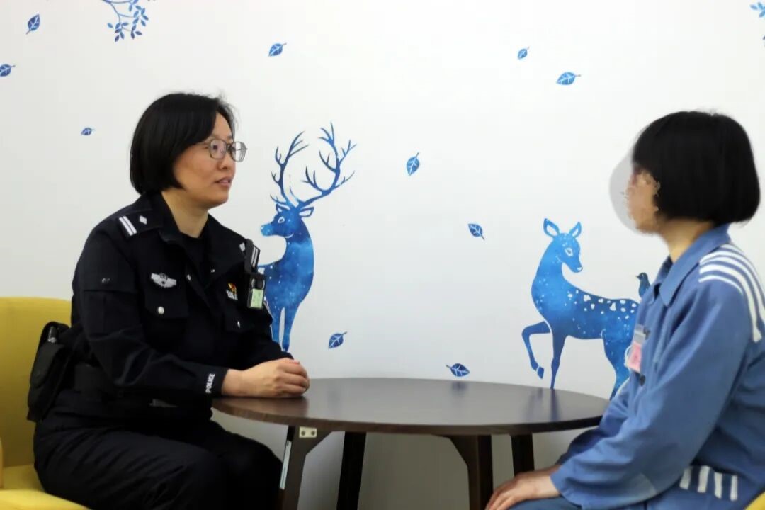 监管一线坚守20多年 她用爱照亮迷途者的回家路