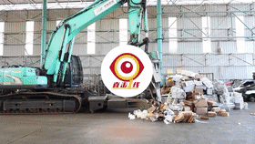 [直击一线]丰台法院集中销毁近万件假冒汽车配件