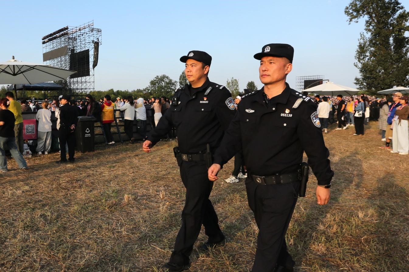 通州警方全力护航大运河音乐节