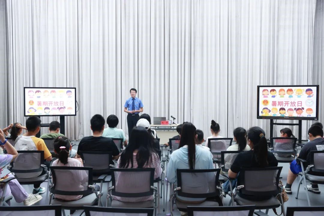 市检一分院举办未成年人检察开放日 让孩子在欢声笑语中学法