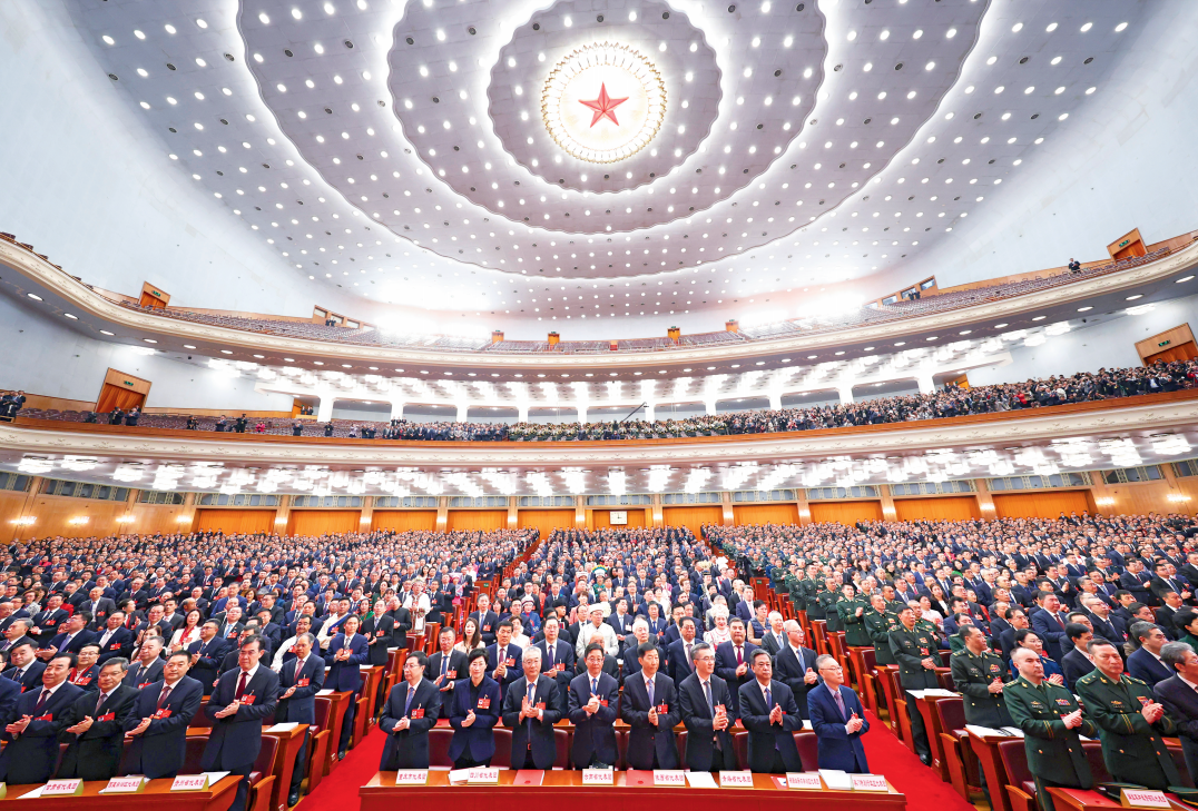 中央政法委：为续写两大奇迹新篇章提供坚强有力法治保障