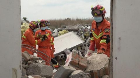 北京通州消防举行房屋坍塌救援演练
